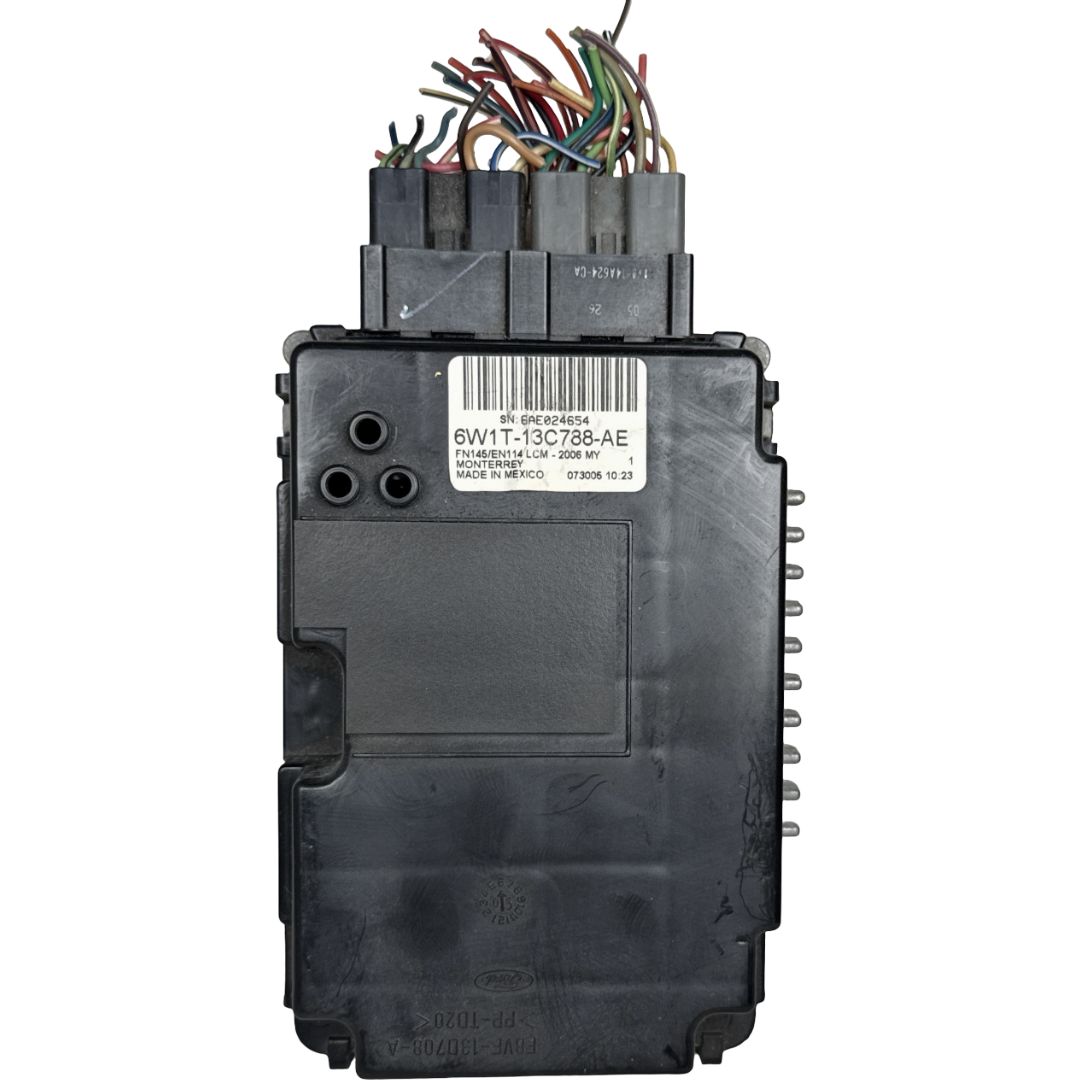 2006-2007 Lincoln Town Car Lighting Control Module (LCM) OEM 6W1T-13C788-AE - Photo 3