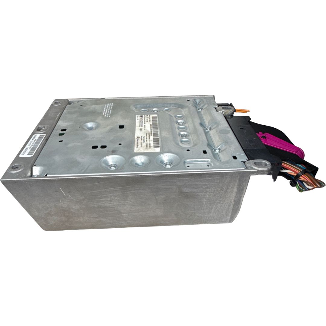 2014-2015 Mercedes-Benz CLA250 Harman Becker Audio Sound Amplifier OEM A2469008213 - Photo 9